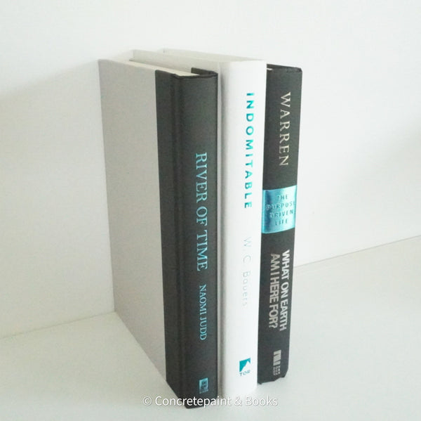 Black & White Novels 3