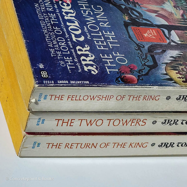 J. R. R. Tolkien - The Lord Of The Rings Trilogy Set 3