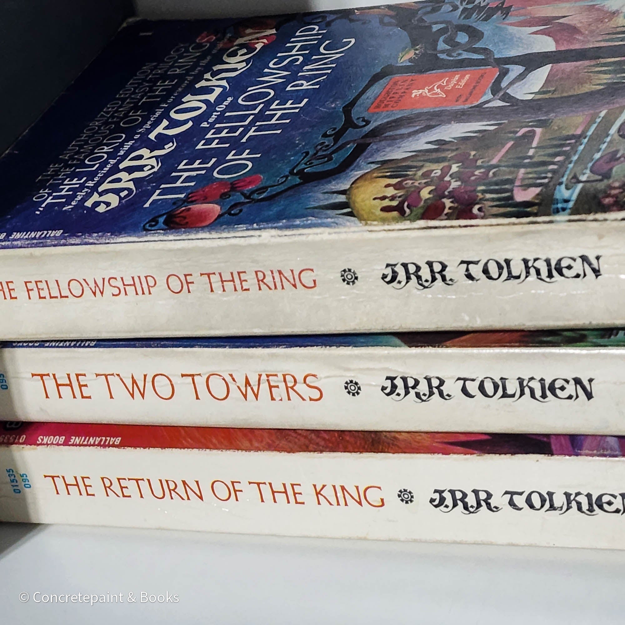 J. R. R. Tolkien - The Lord Of The Rings Trilogy Set 3