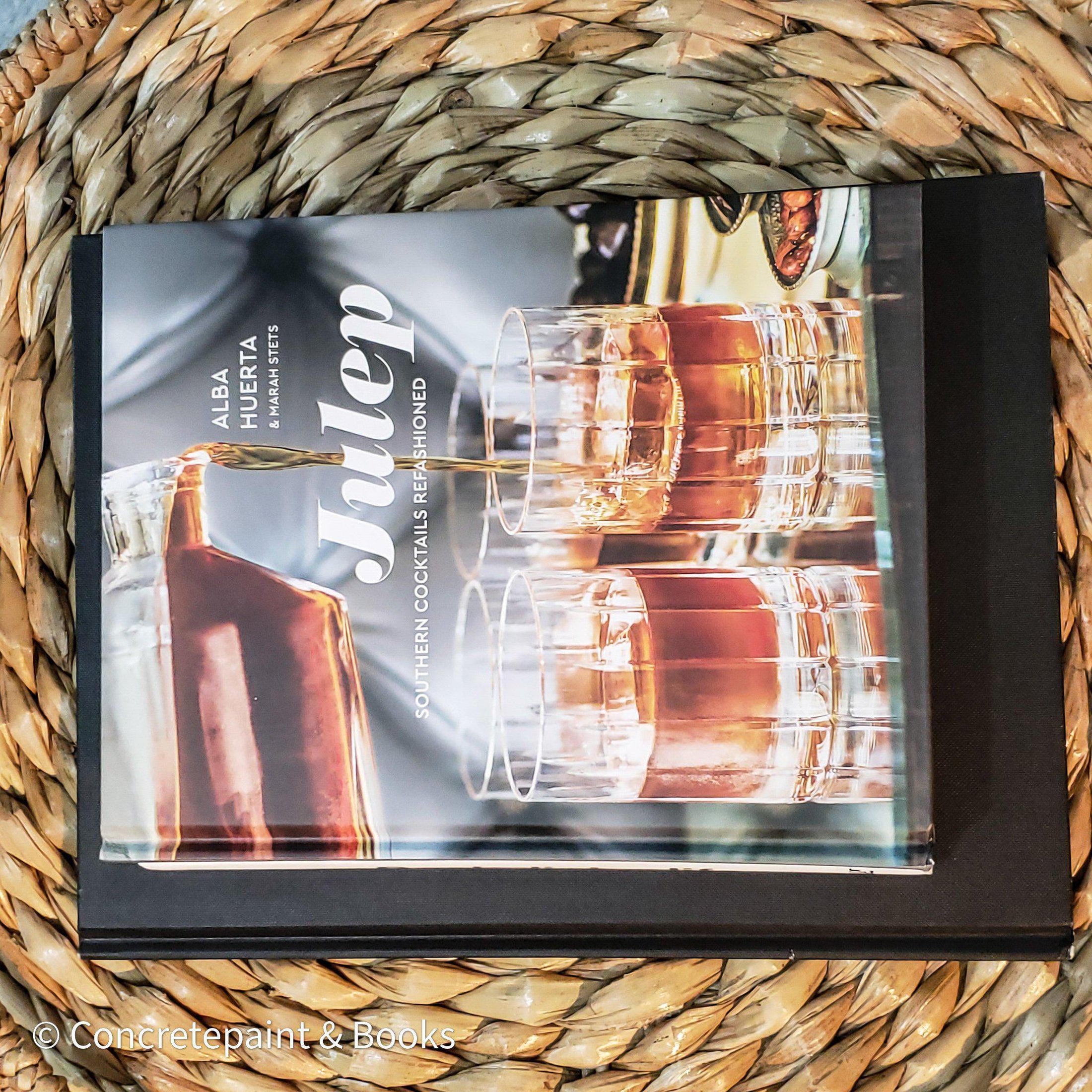 Kitchen & Patio Summer Décor Set 5 | Decorative Wooden Tray, Cookbooks & Glass Bottle
