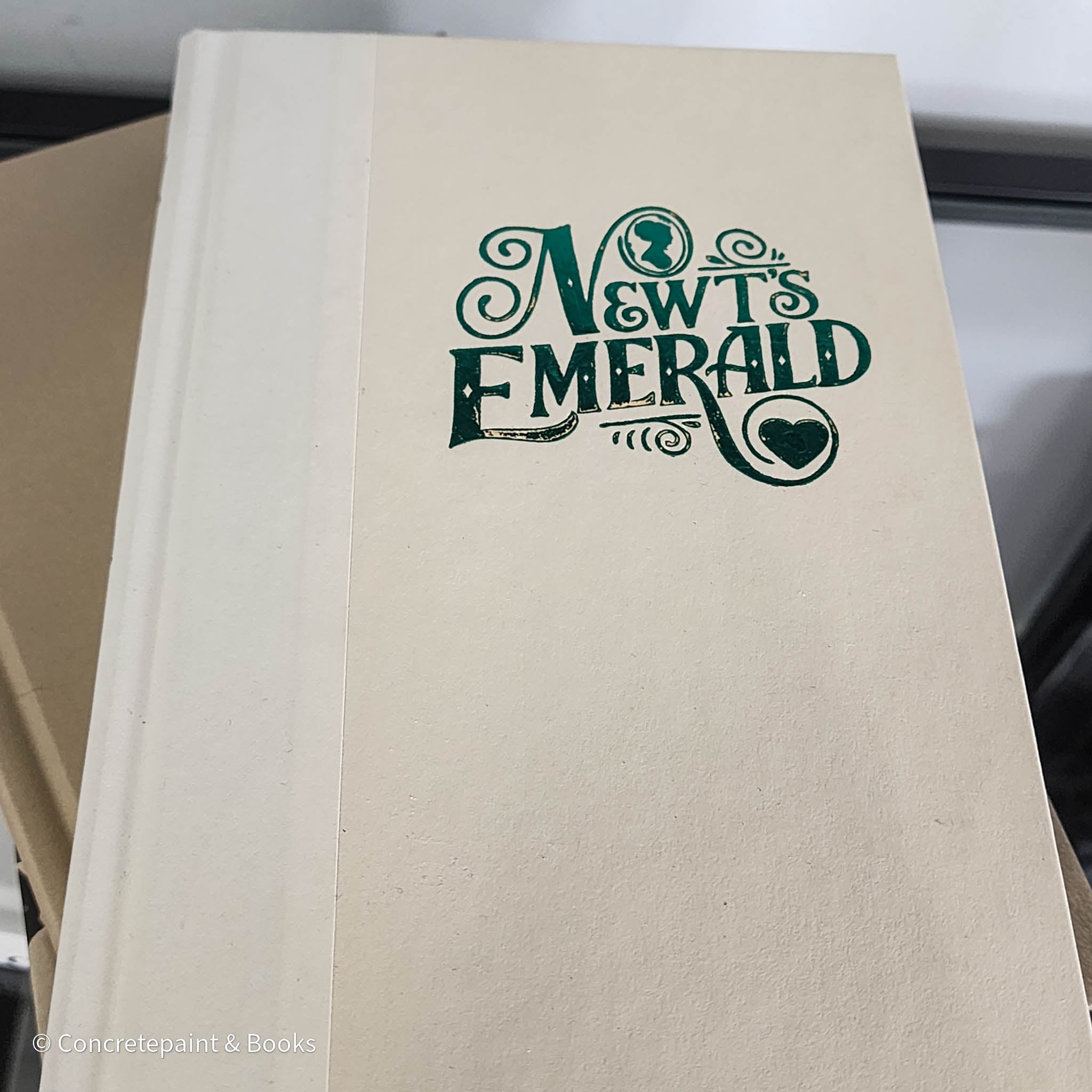 Victoria Book Decor 5